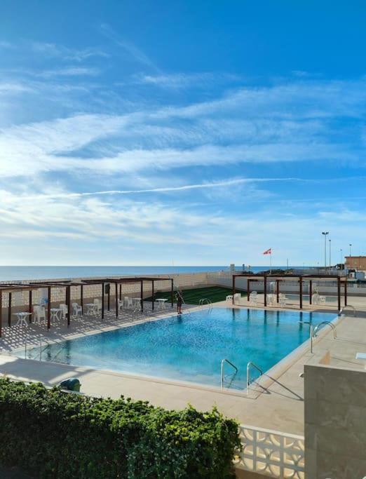 Apartamento Premium Con 5 Piscinas Barbacoa Tenis Frontenis ماريني بلاو المظهر الخارجي الصورة